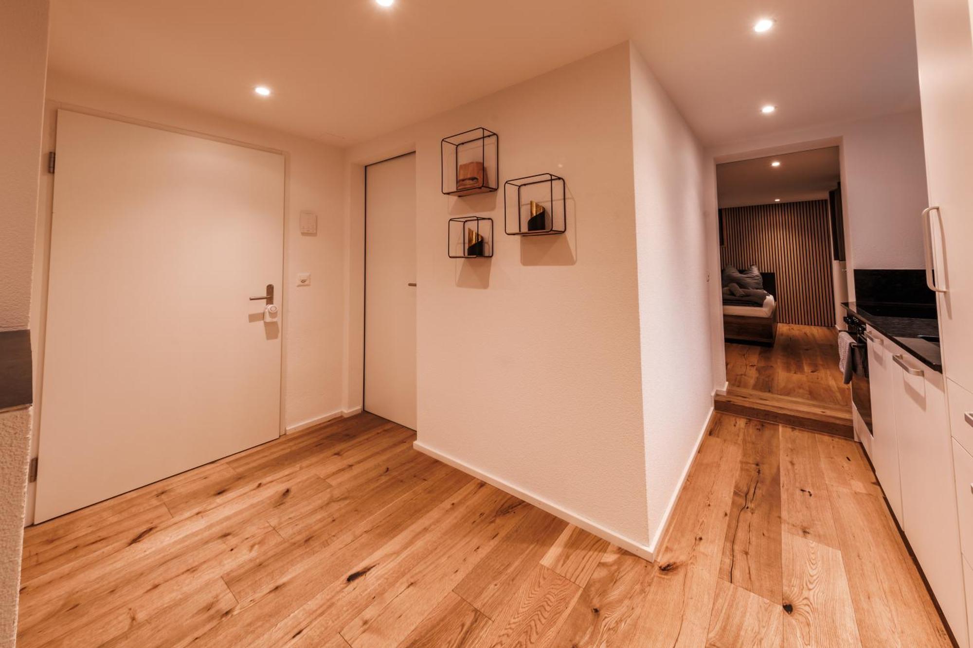 Mit Exklusivem Whirlpool Und Sauna